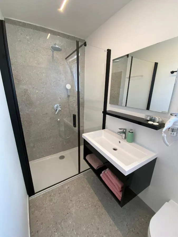 Apartment Apartmani Kumenat Biograd Na Moru