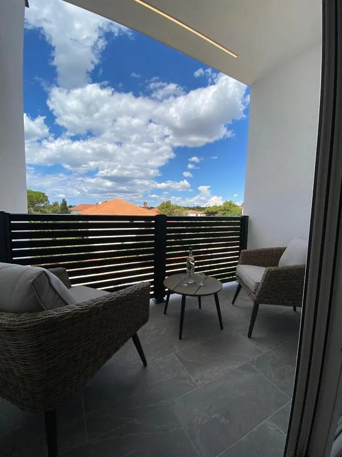 Apartmani Kumenat Biograd Na Moru Apartment