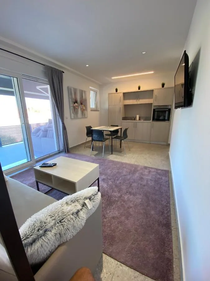 Apartmani Kumenat Biograd Na Moru Apartment